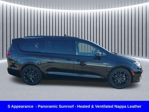 2025 Chrysler Pacifica Limited