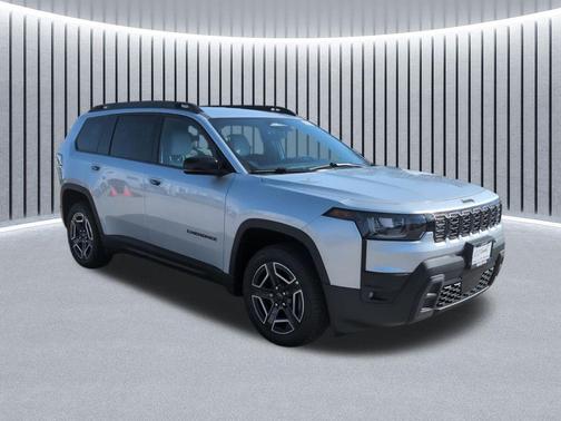 Silver Zynith Clearcoat 2026 Jeep Cherokee Limited