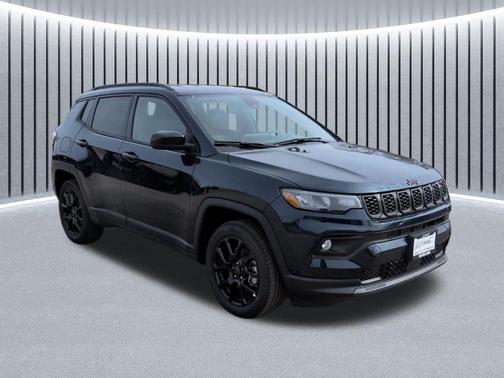 fathom blue pearl coat 2026 Jeep Compass Latitude