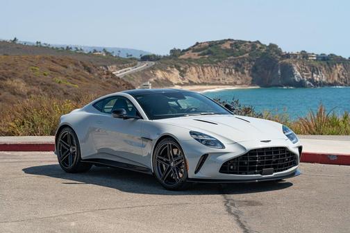 2025 Aston Martin Vantage 