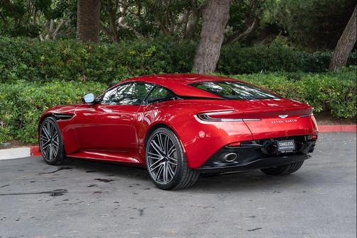 2024 Aston Martin DB12 