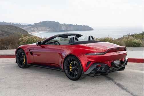 2026 Aston Martin Vantage 