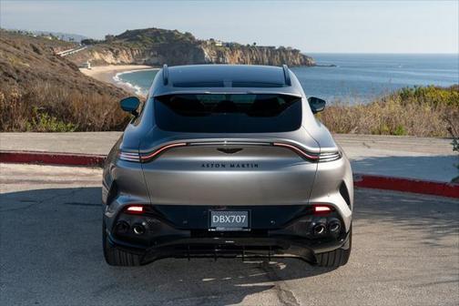 2025 Aston Martin DBX 707