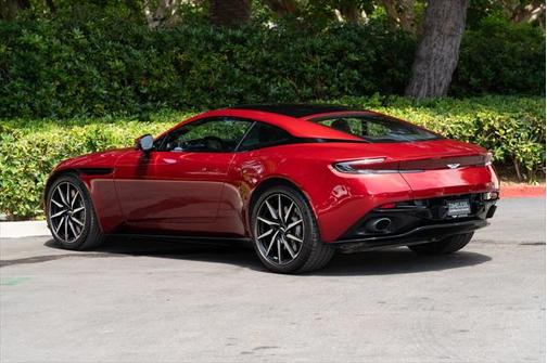 2018 Aston Martin DB11