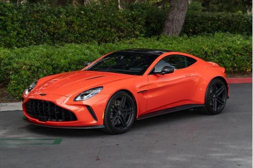 2025 Aston Martin Vantage Base
