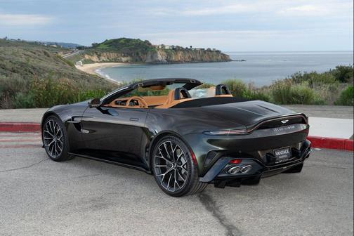 2026 Aston Martin Vantage 