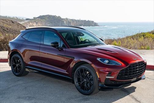 2025 Aston Martin DBX 707