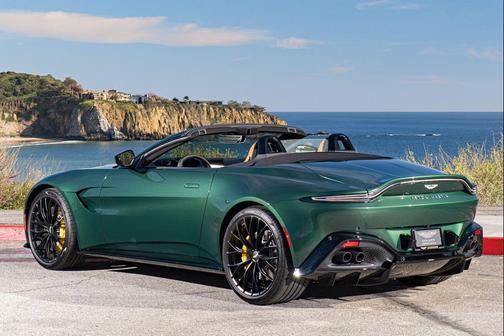 2023 Aston Martin Vantage 