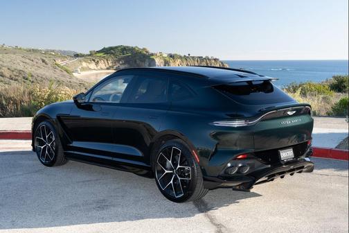 2026 Aston Martin DBX 707