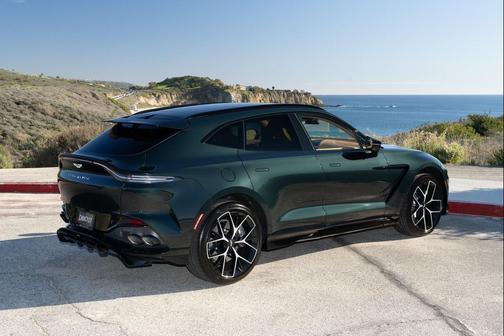 2026 Aston Martin DBX 707