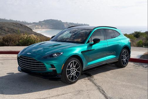 2025 Aston Martin DBX 707