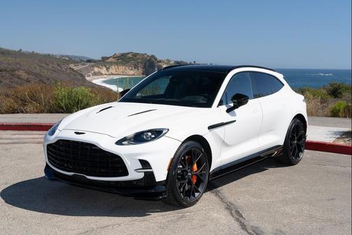 2025 Aston Martin DBX 707