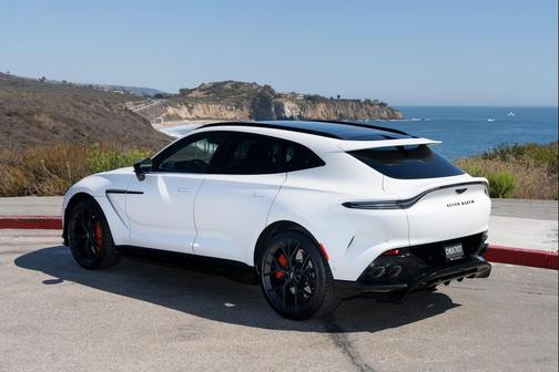 2025 Aston Martin DBX 707