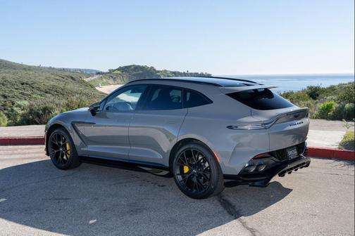 2026 Aston Martin DBX 707