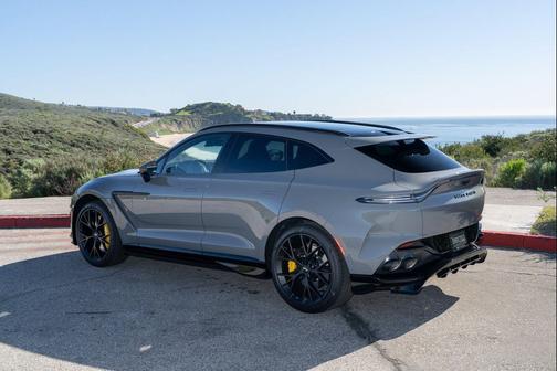 2026 Aston Martin DBX 707