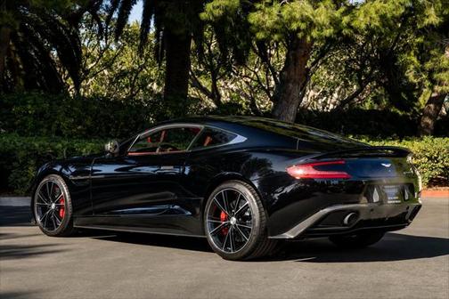 2014 Aston Martin Vanquish V12