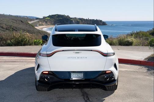 2025 Aston Martin DBX 707