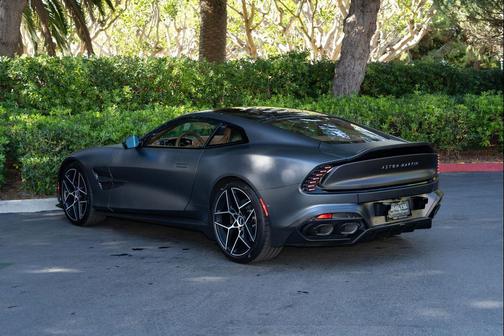2025 Aston Martin Vanquish V12