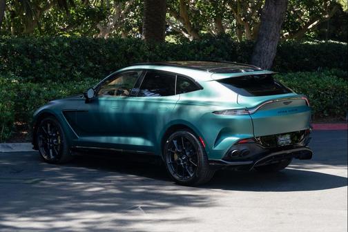 2023 Aston Martin DBX 707