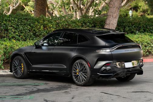 2023 Aston Martin DBX 707