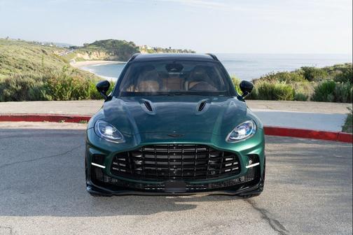 2026 Aston Martin DBX 707