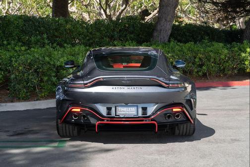 2026 Aston Martin Vantage Base