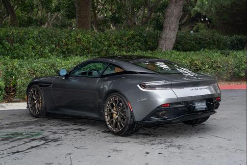 2025 Aston Martin DB12 