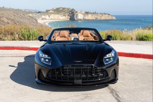 2025 Aston Martin DB12 Volante