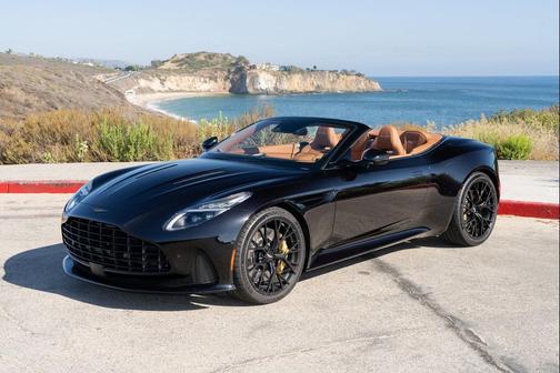 2025 Aston Martin DB12 Volante