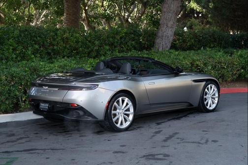 2019 Aston Martin DB11 Volante