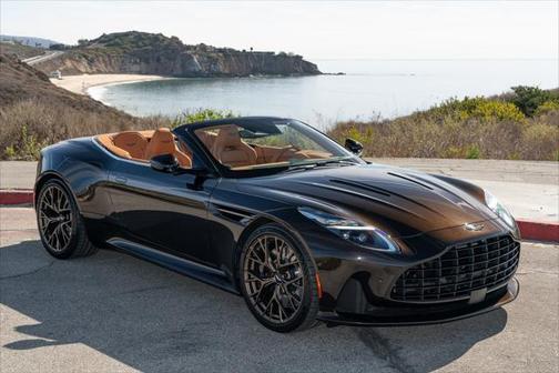 2025 Aston Martin DB12 Volante