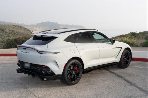 2026 Aston Martin DBX 707