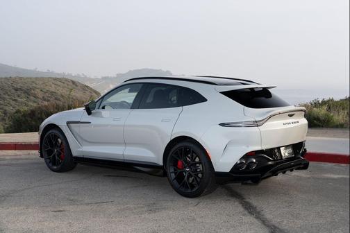 2026 Aston Martin DBX 707