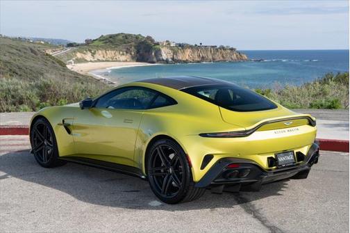 2025 Aston Martin Vantage