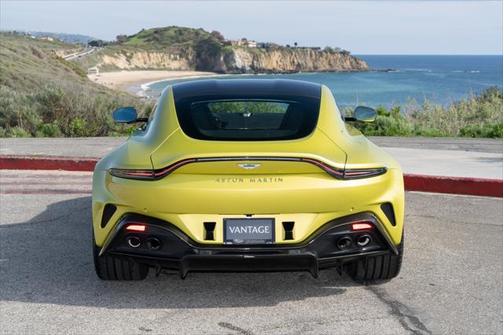 2025 Aston Martin Vantage