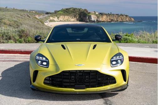 2025 Aston Martin Vantage