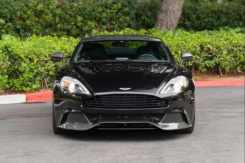 2014 Aston Martin Vanquish V12