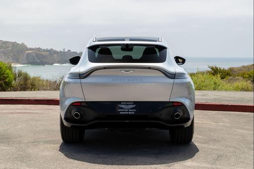 2021 Aston Martin DBX