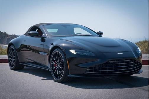 2022 Aston Martin Vantage Roadster