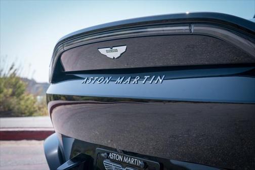2022 Aston Martin Vantage Roadster