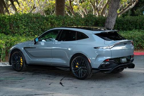 2023 Aston Martin DBX 707