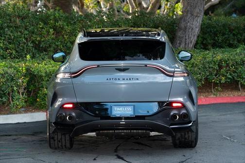 2023 Aston Martin DBX 707