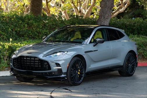 2023 Aston Martin DBX 707