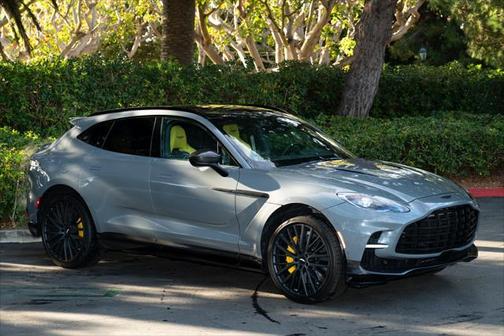 2023 Aston Martin DBX 707