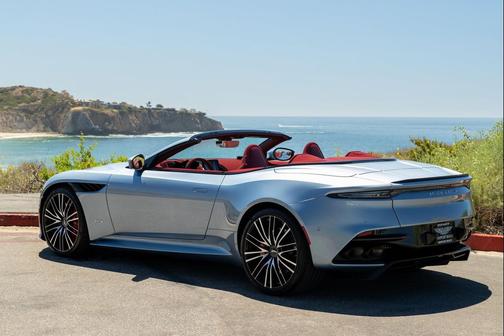 2021 Aston Martin DBS Superleggera Volante