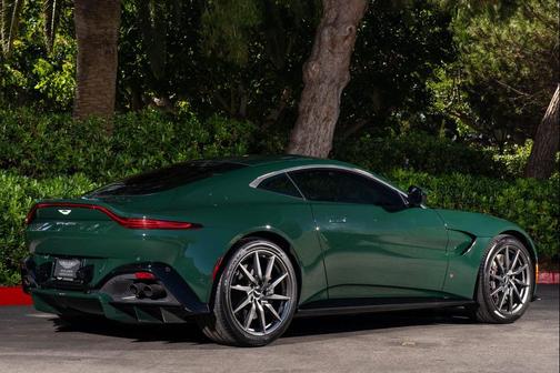 2020 Aston Martin Vantage