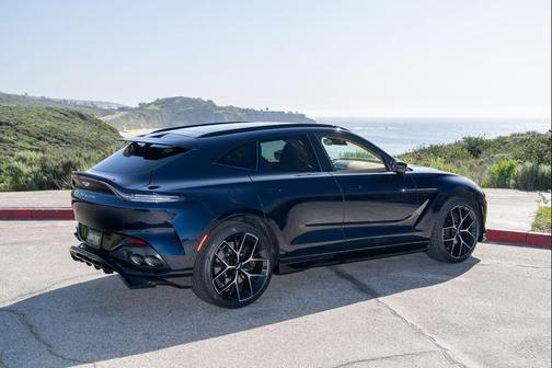 2026 Aston Martin DBX 707