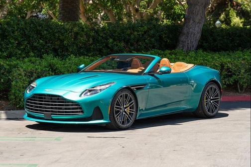 2025 Aston Martin DB12 Volante