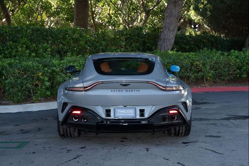 2025 Aston Martin Vantage 