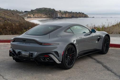 2025 Aston Martin Vantage 